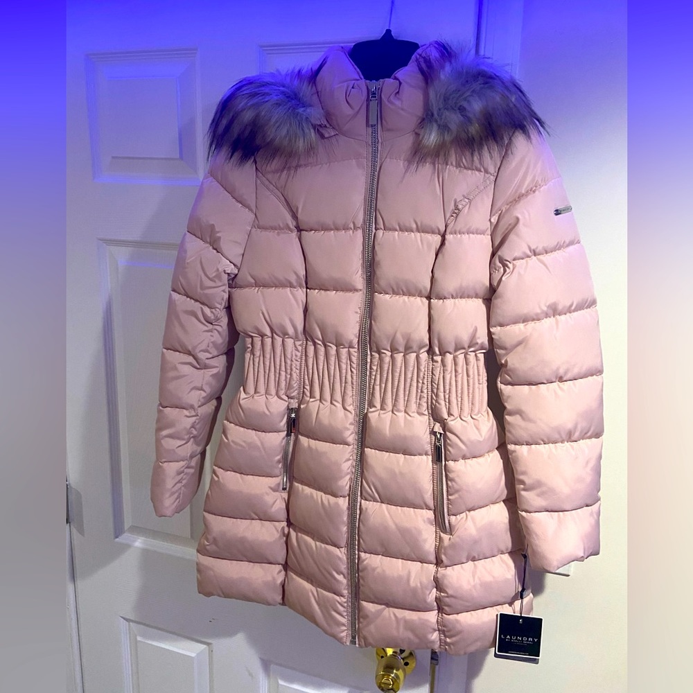LAUNDRY BY SHELLI SEGAL Women's Puffer Jacket with ZigZag Cinched Waist